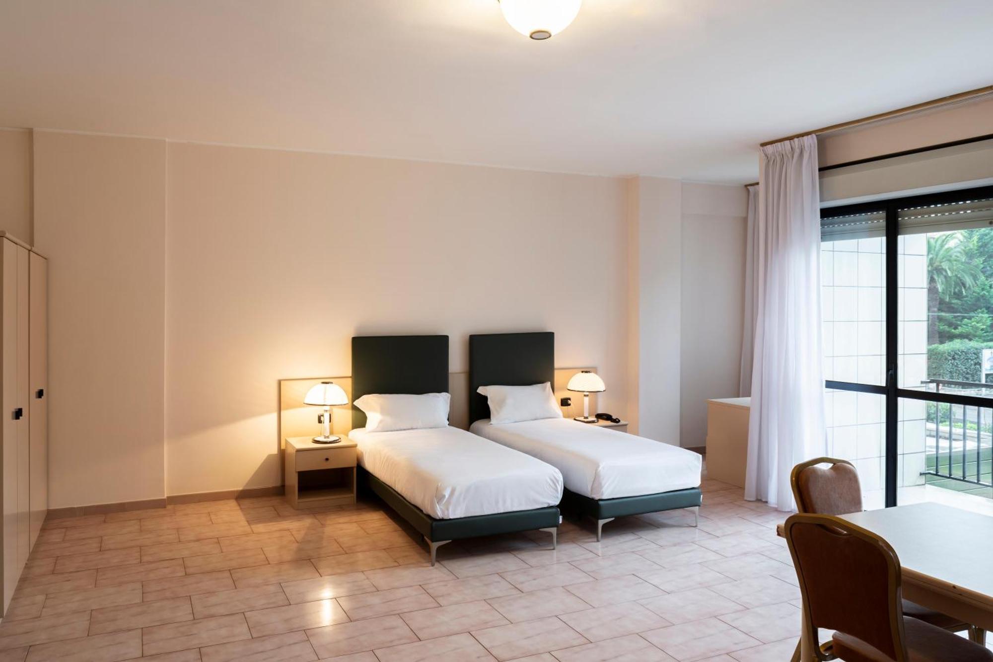 B&B Hotel Bari Rondo Εξωτερικό φωτογραφία