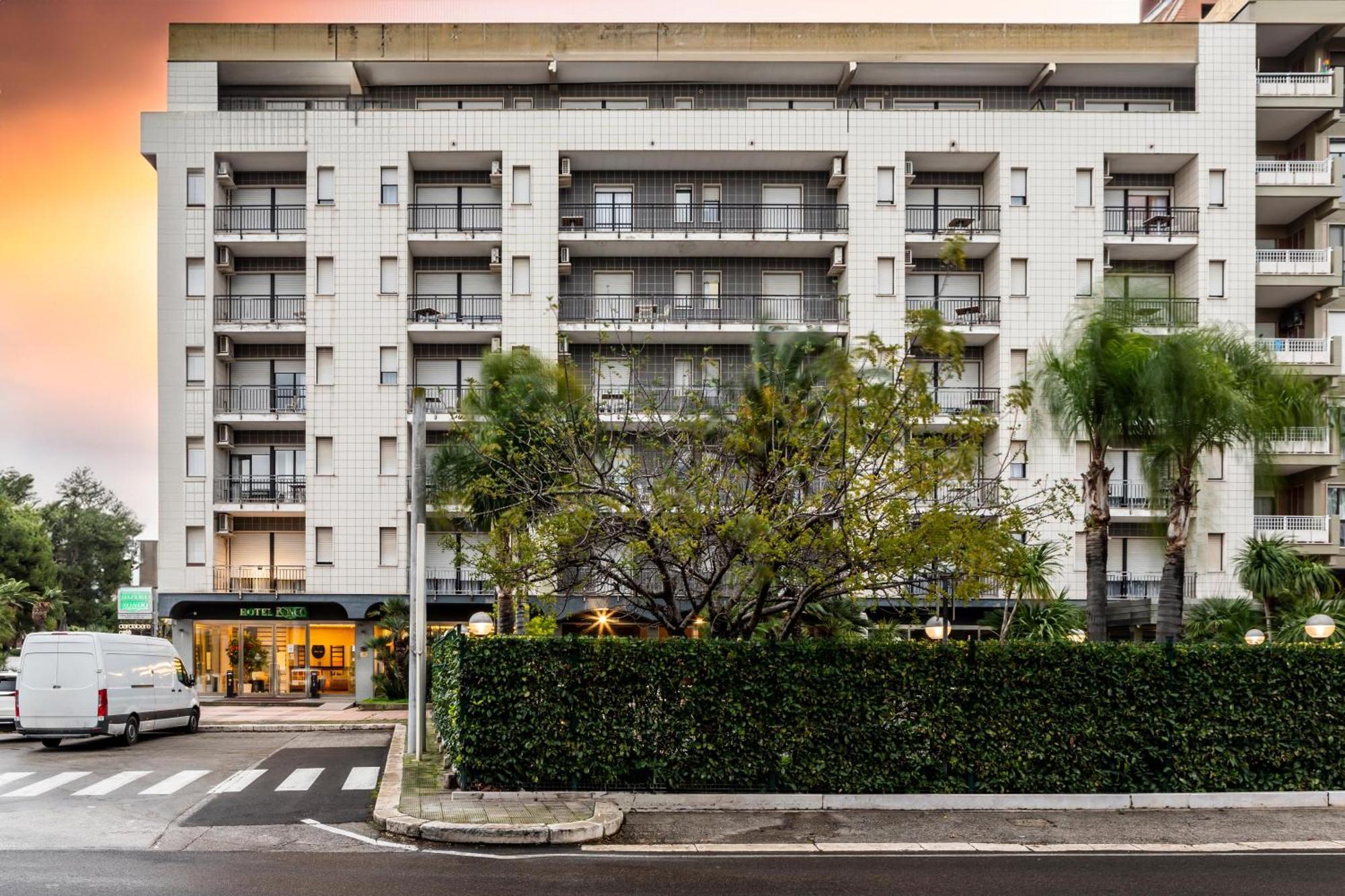 B&B Hotel Bari Rondo Εξωτερικό φωτογραφία